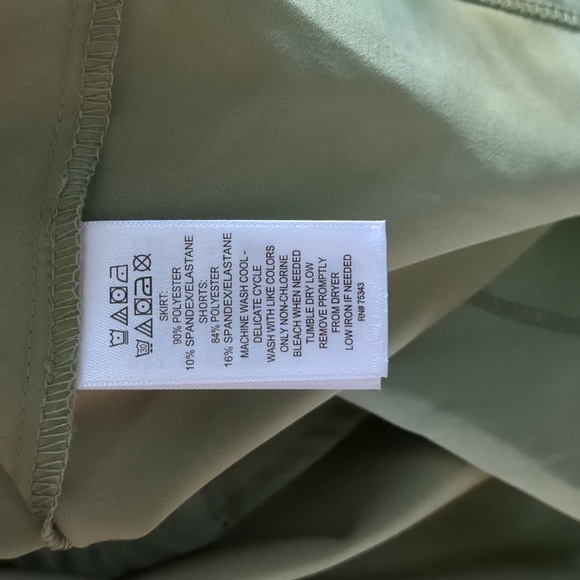 Telluride Clothing Skort olive green Size Large NWT - Picture 5 of 5